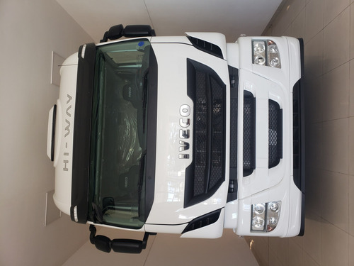 Imagen 2 de 15 de Iveco Hi Way 440cv 6x2 Dp