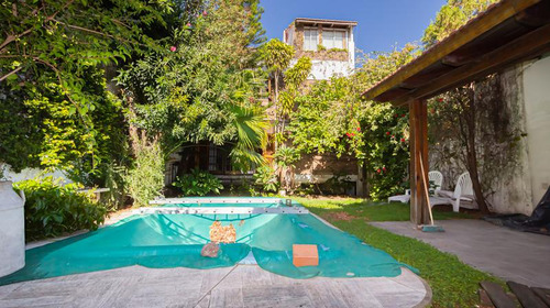 Pje. Monroe Al 2800 - Venta De Casa De 4 Dormitorios En Rosario