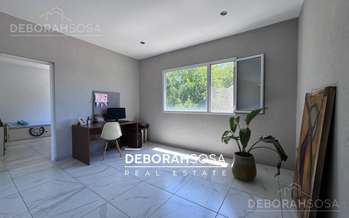 Casa En Venta 6 Ambientes Al Agua Con Piscina - El Cantón Escobar