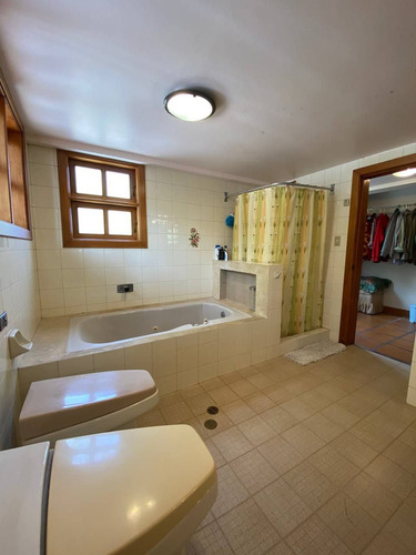 Casa En Venta Urb. Parque El Retiro San Antonio De Los Altos