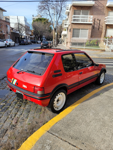 Peugeot 205