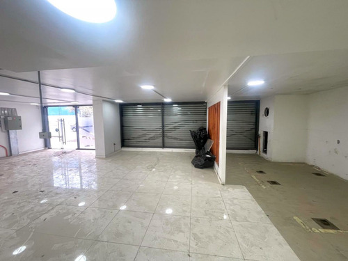 Arriendo Local Comercial De 122,10 M2, Vicuña Mackenna, Ñuñ