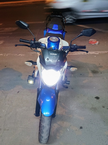 Susuki  Susuki Gixxer 150