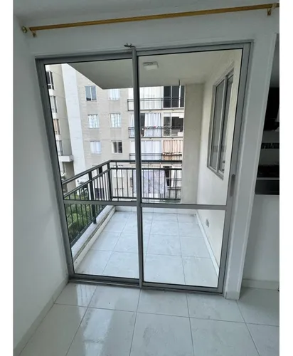 Venta Apartamento 60mts2, En Las Guabinas, Yumbo, 11237.