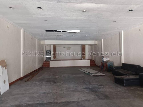 . Jv Vende Haz Realidad Tu Sueño: Casa Quinta Espaciosa Y Luminosa En Zona Cotizada, Ideal Para Disfrutar De La Tranquilidad Y La Cercanía A La Ciudad. 25-8374