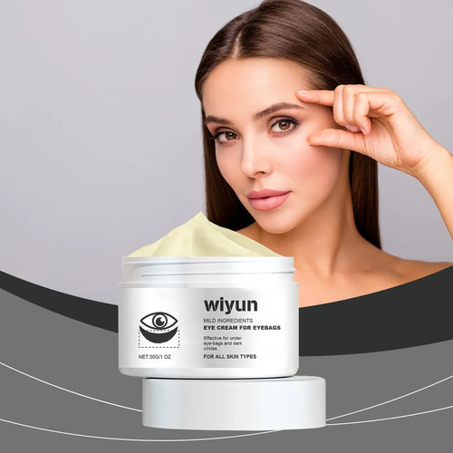 La Crema Hidratante Para Ojos Hidrata La Piel Alrededor De L