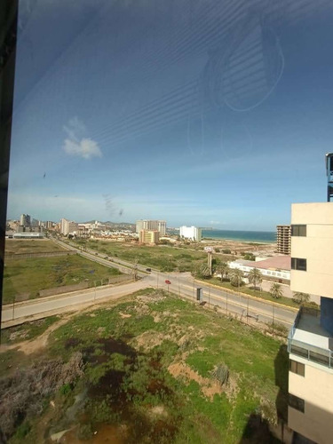 Imagen 9 de 11 de Apartamento Ubicado Frente A Playa La Caracola En Porlamar #2735