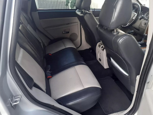 Jeep Grand Cherokee Limited V8 Power Tech 4x2 At