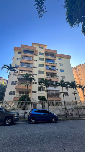 Venta Apto. Final Av. Sanz. Calle Privada. Remodelado. 2h+s, 2b, 2e. 114m2. Oportunidad