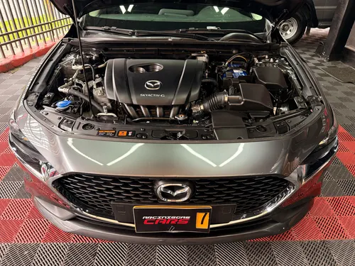 Mazda 3 2.0 Prime