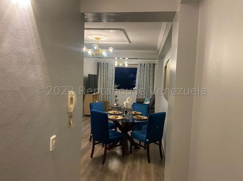 Imagen 7 de 22 de Julio Latouche Rentahouse Vende Apartamento Las Quintas Naguanagua 23-7927