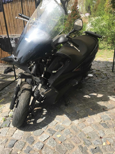 Kymco Downtown 300i
