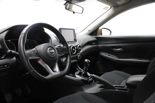 Nissan Sentra 2.0 Advance Mt