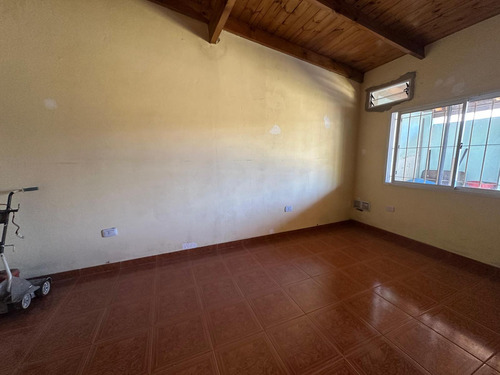 Casa A La Venta En Merlo Norte