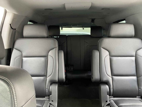 Imagen 13 de 15 de Chevrolet Suburban 2018 5p Premier V8/5.3 Aut 4wd 2da/cubo