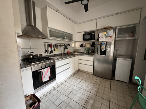Vendo Casa 2 Dormitorios- Arguello - 720 M2 Terreno