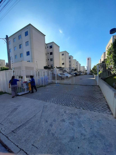 Apartamento 2 Dormitorios, Sala, Cozinha, Banheiro - Ap0130