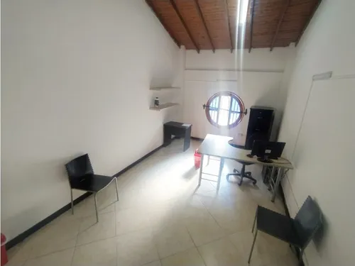 Oficina En Arriendo En Laureles