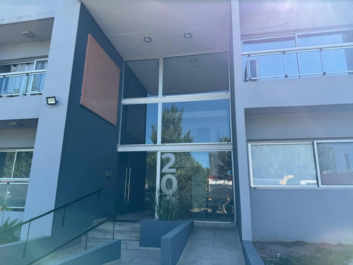 Venta Depto 2 Ambientes Con Jacuzzi Y Cochera