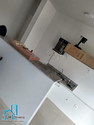 Imagem 2 de 12 de Vendo Apartamento Edíficio Vitória Itapetininga Sp - 240