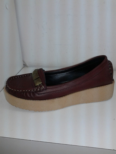 Imagen 2 de 2 de Mocasin Clasico Tachas Zapato Mujer Solo 36