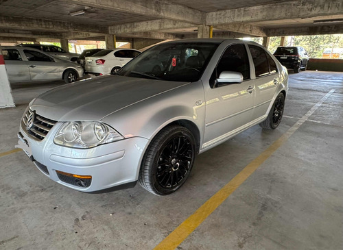 Volkswagen Bora 1.8 Highline T Tiptronic Cuero