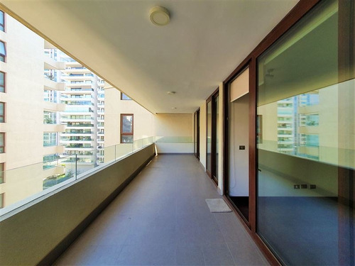 Departamento En Arriendo De 2 Dorm. En Vitacura