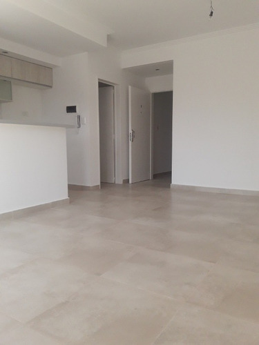 Imagen 8 de 14 de Semipiso En Venta En Lanus Este