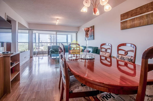 Venta De Apartamento Reciclado 2 Dormitorios En Roosevelt. Punta Del Este, Uruguay.