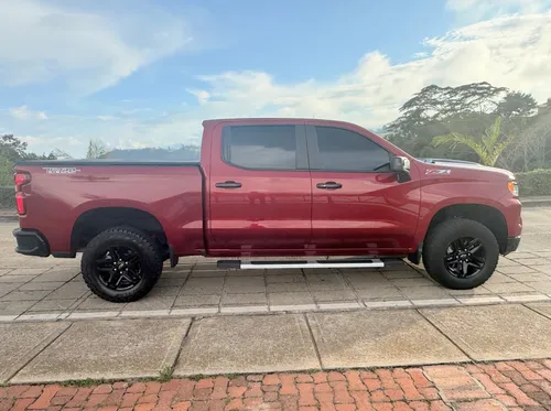 Chevrolet Silverado 5.3 Z71 4X4 At