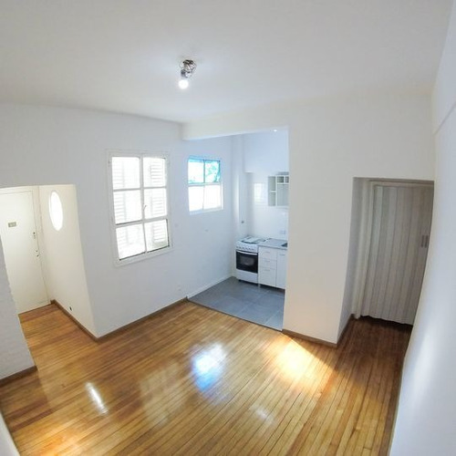 Imagen 2 de 8 de Dueño Vende 2 Amb Warnes Al 200 Remodelado Tomo Menor Valor
