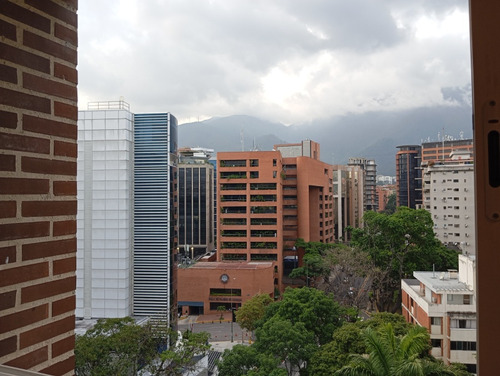 Venta De Un Exclusivo Apartamento En El Rosal