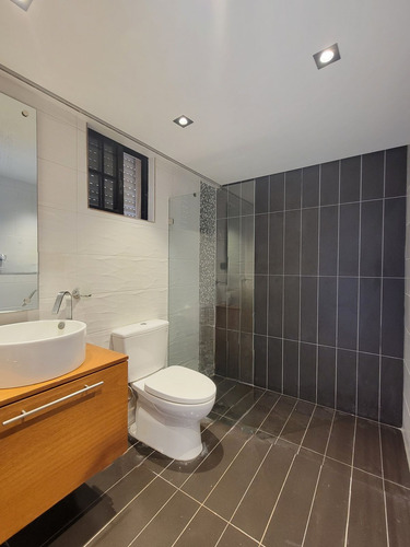 Apartamento En Venta | El Vergel | 3 Hab | 250 M2 | Us$270,000