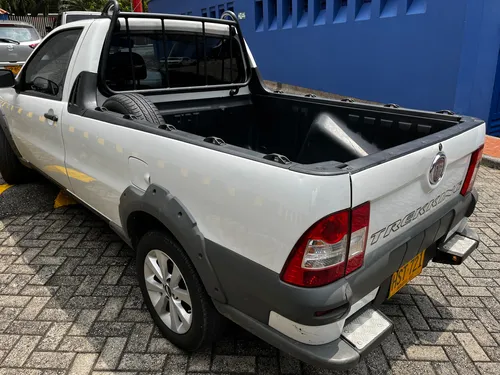 Fiat Strada 1.6 Trekking
