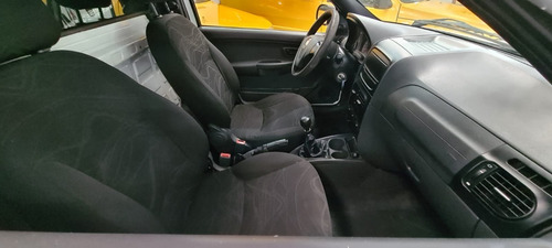 Imagem 7 de 9 de Fiat Strada 1.4 Flex Direção Hidráulica Ar Condicionado 2018
