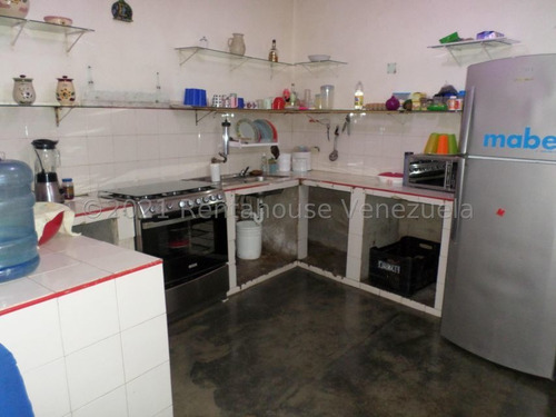 Imagen 24 de 30 de Se Vende Casa En Barquisimeto Rah: 22-1077