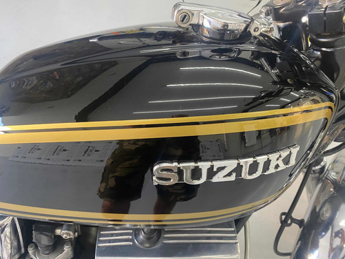 Suzuki Gt550