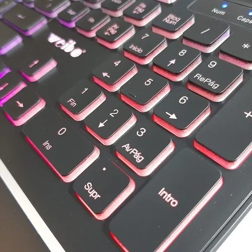 Teclado Gamer Weibo Qwerty Color Negro Con Luz Rgb