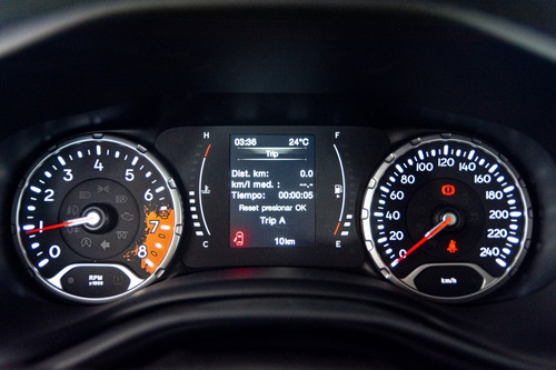 Imagen 6 de 25 de Renegade Sport Mt*
