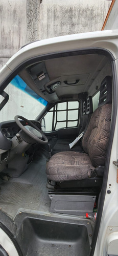 Iveco Daily 35s14 Ano 2008 Baú