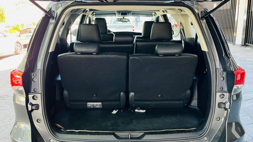 Toyota Hilux SW4 2.7 SRV 7 LUGARES 4X2 16V