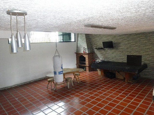 Imagen 14 de 19 de Casa En Venta En El Marques 21-11872 Gustavo Nieves 0412 6057058