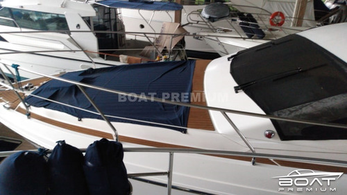Imagem 2 de 11 de 440 Gold, 2001, 2x Volvo Tamd 74 430hp - Intermarine - Full