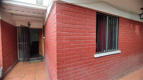 Casa En Venta De 3 Dorm.en La Reina, Simón Bolivar