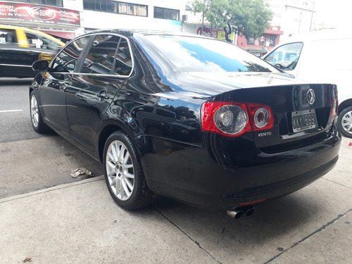 Volkswagen Vento 2.0 T Fsi Elegance 2011