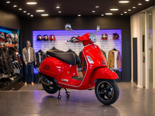 Imagen 20 de 25 de Vespa Gts 300 Super Roja Entrega Inmediata