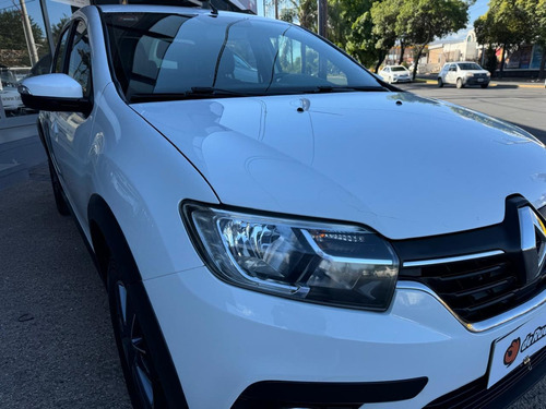 Renault Logan INTENS CVT