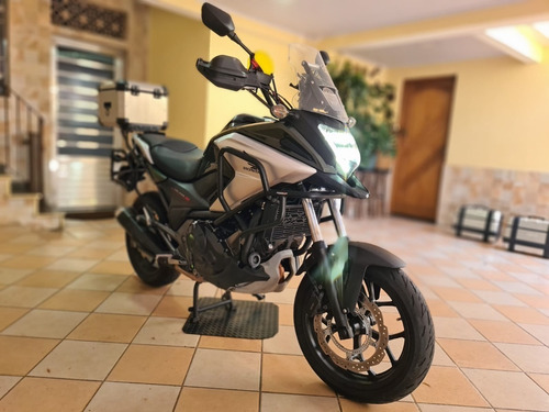 Imagem 3 de 6 de Honda Nc750