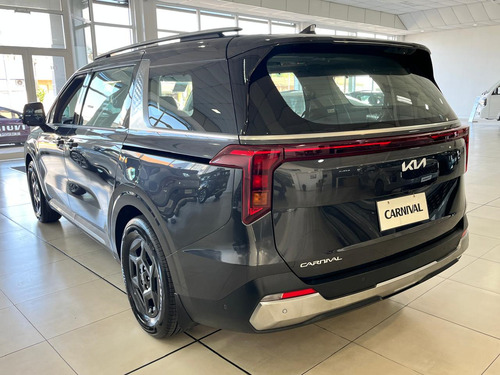 Kia Carnival 2.2 Crdi Sx At