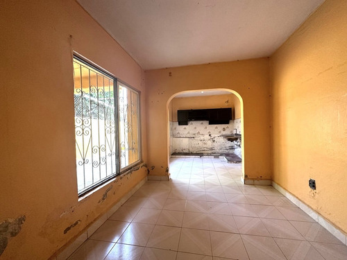 Casa Duplex Dos Plantas, Excelente Ubicacion Jiutepec, 3 Autos